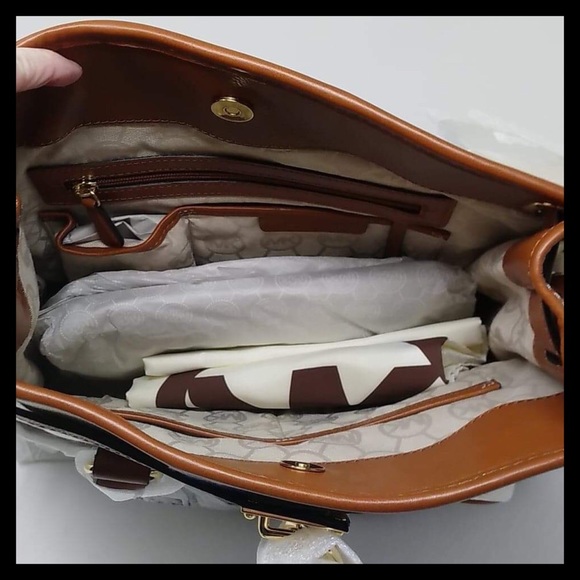 NWT! MIchael Kors Hamilton Canvas Large N/S Tote - Picture 7 of 9